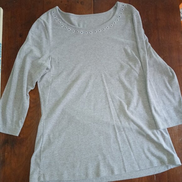 Christopher & Banks L 3/4 sleeve tee  with eyelet trim - Picture 1 of 3